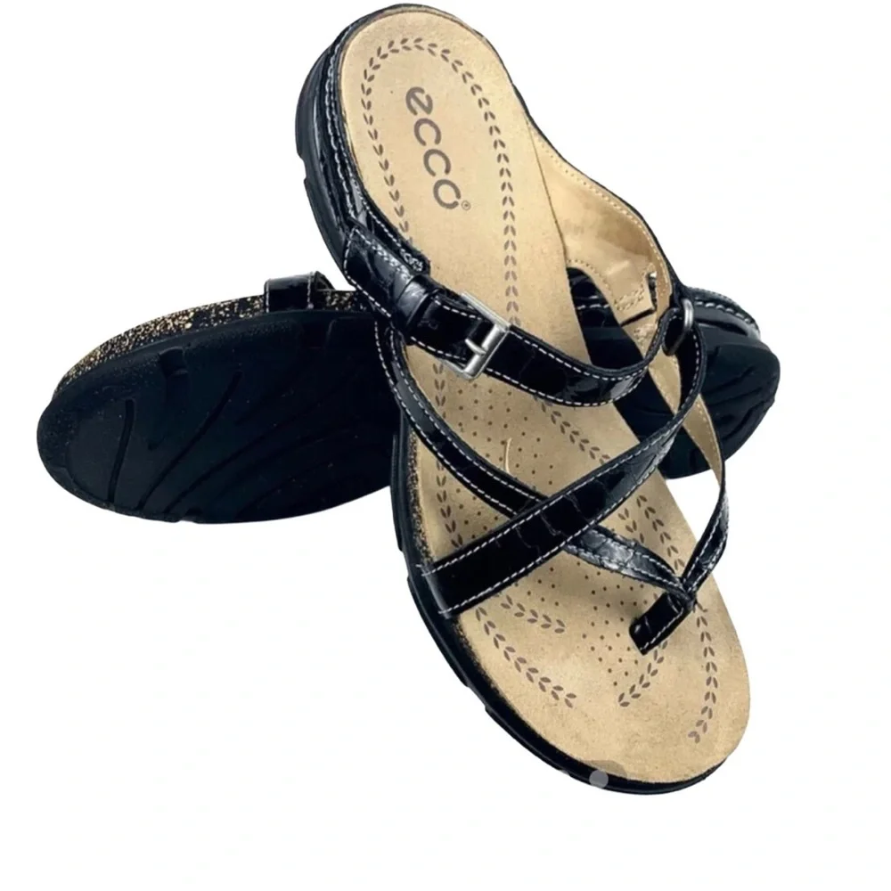 ECCO Women's Black Patent Leather Sandals Size 6-6,5